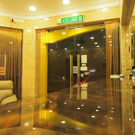 City Times Inn Seri Kembangan Esterno foto