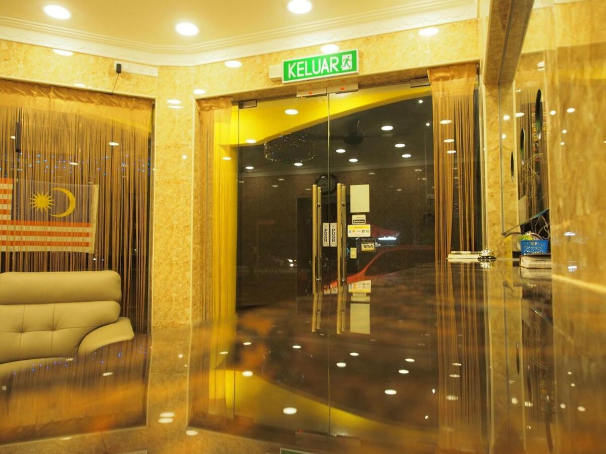 City Times Inn Seri Kembangan Esterno foto