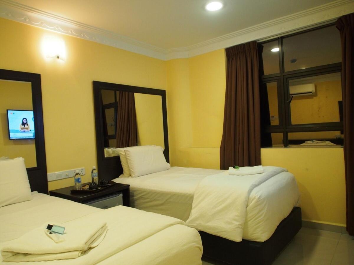 City Times Inn Seri Kembangan Esterno foto
