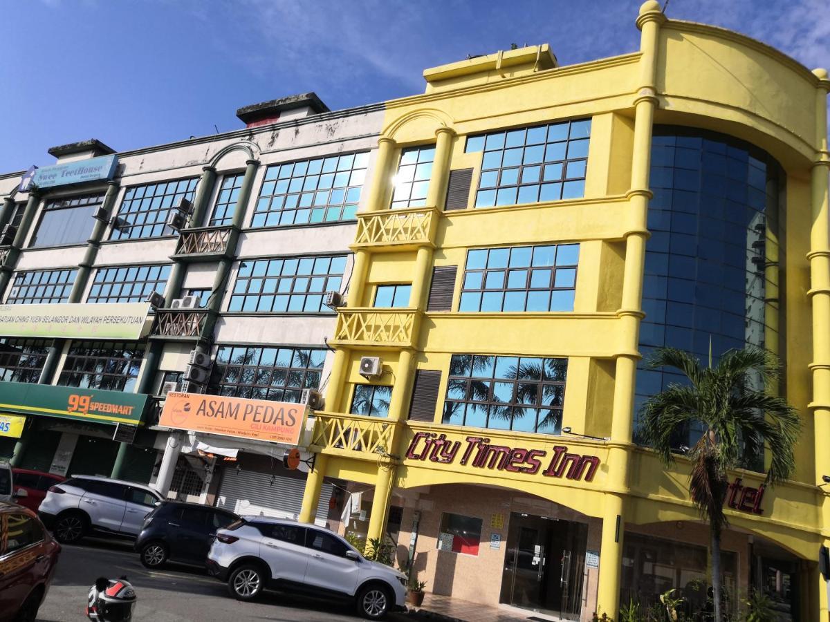 City Times Inn Seri Kembangan Esterno foto