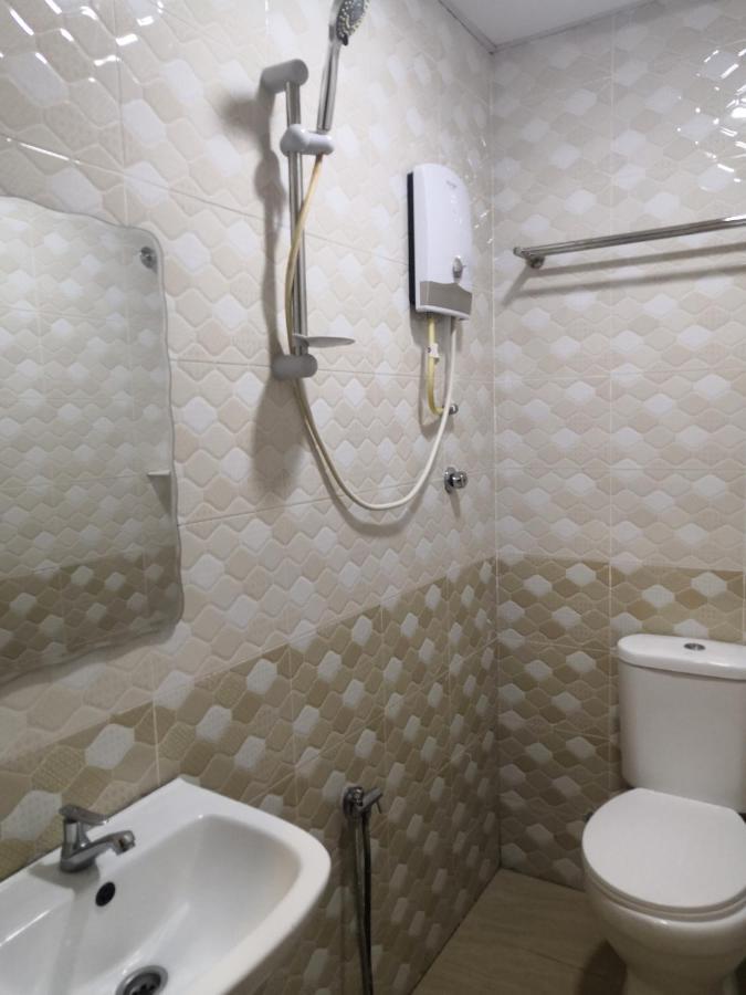 City Times Inn Seri Kembangan Esterno foto