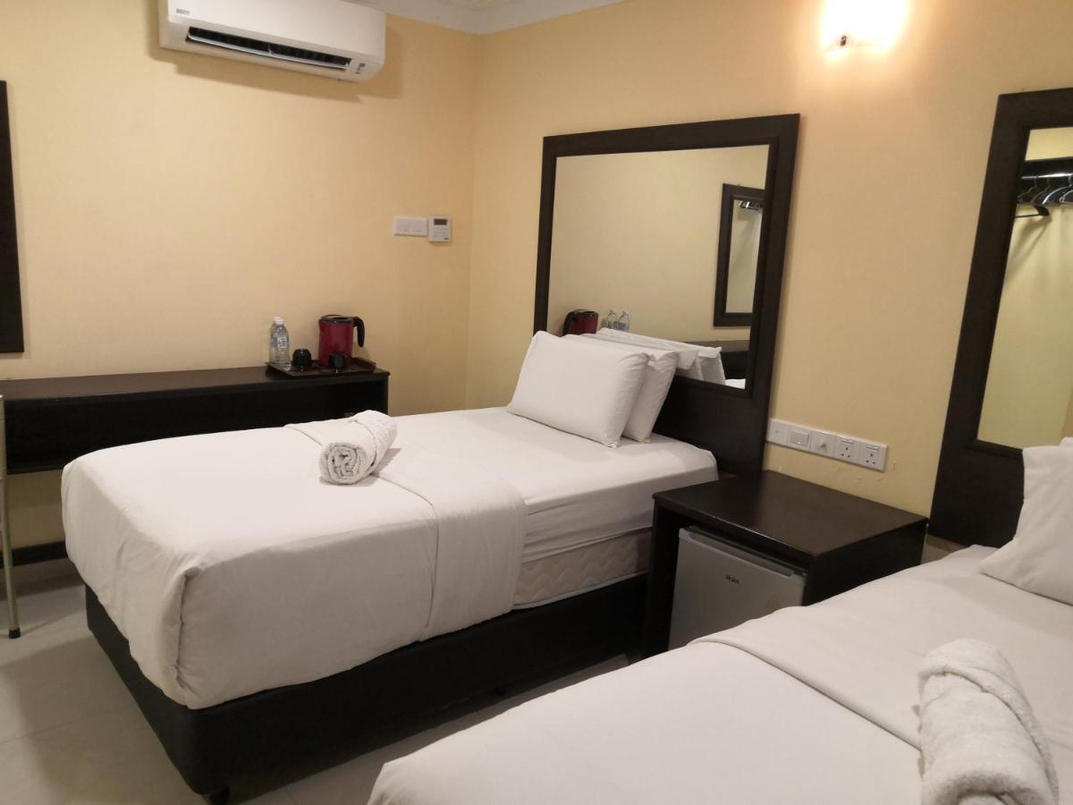 City Times Inn Seri Kembangan Esterno foto