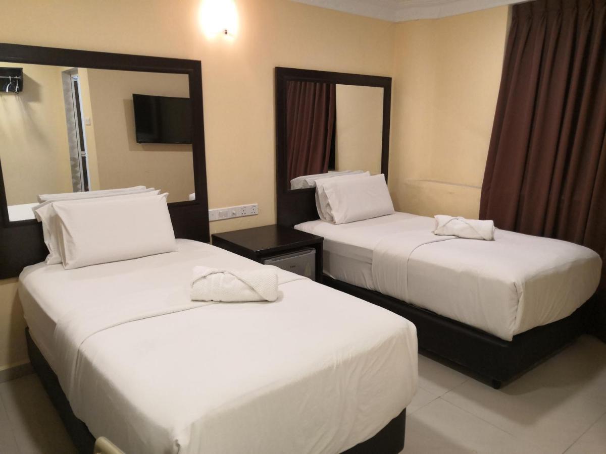 City Times Inn Seri Kembangan Esterno foto