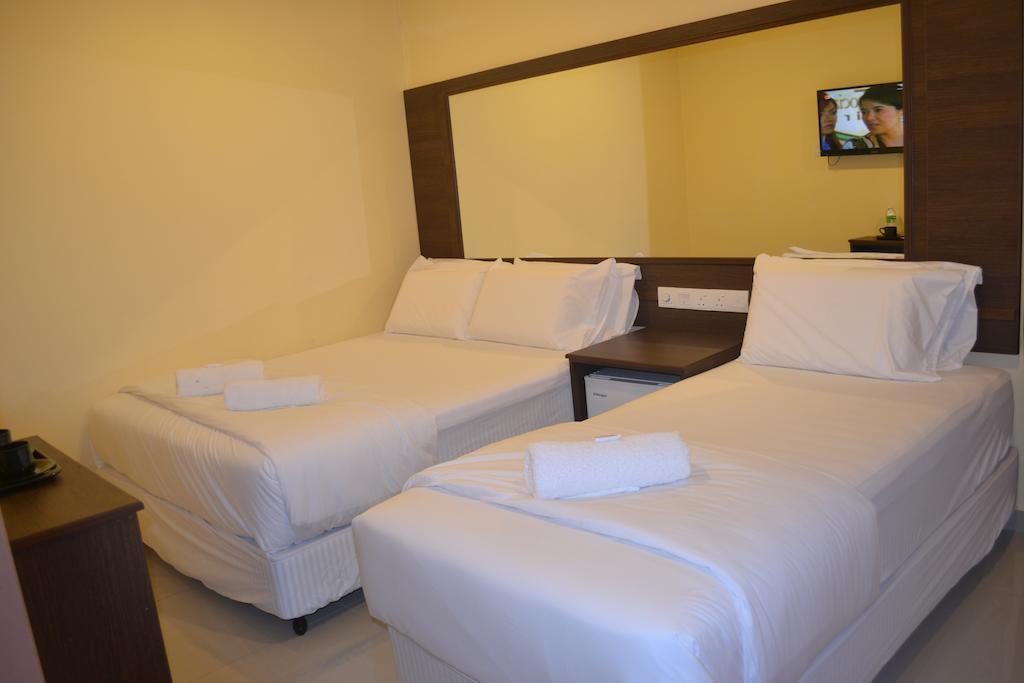 City Times Inn Seri Kembangan Esterno foto