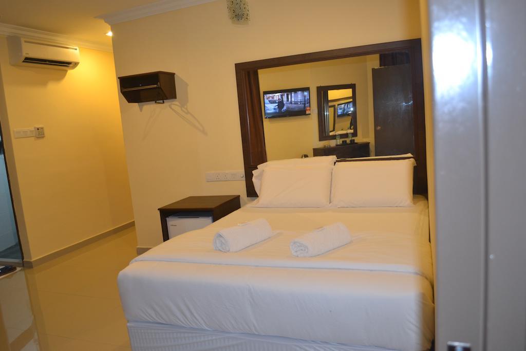 City Times Inn Seri Kembangan Esterno foto